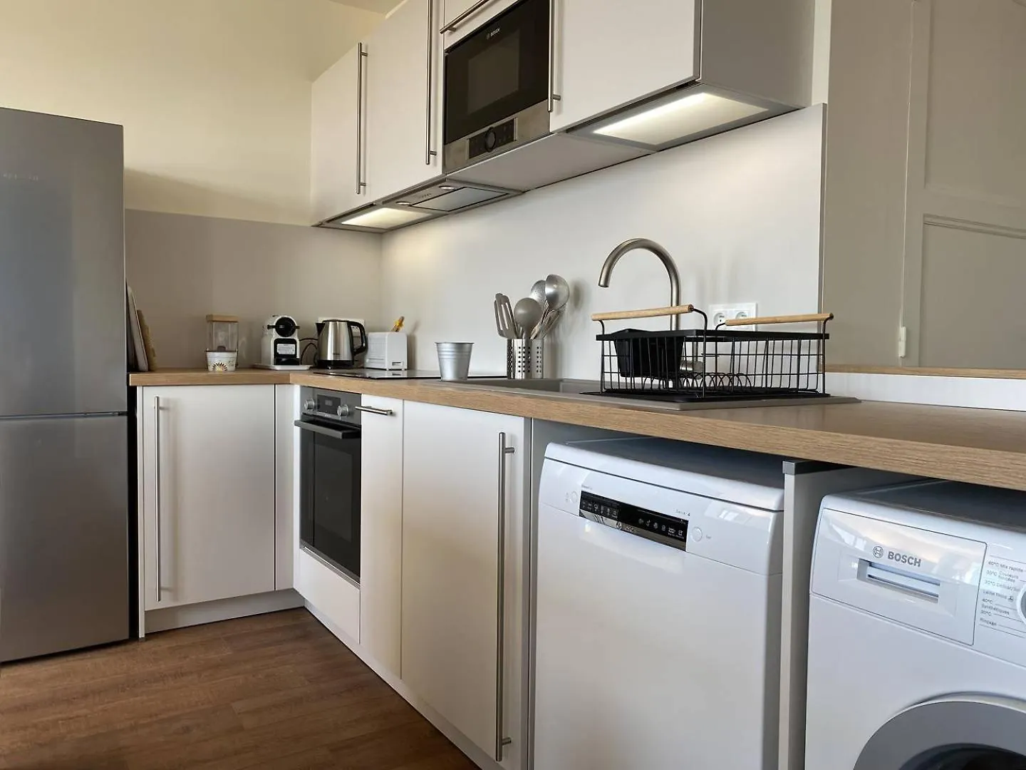 Апартаменты 108 - Appartement T4, Au Dernier Etage, Avec Ascenseur, De La Residence Des Arcades, Avec Magnifique Vue Mer. Фреэль Франция